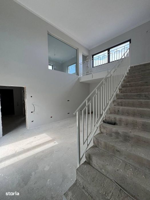 Proprietar Vand Casa TERMO  PASIVA capabila sa functioneze independent