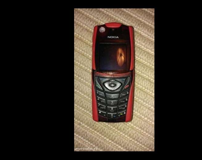 Nokia 5140i /5140 functional si carcasa in stare buna