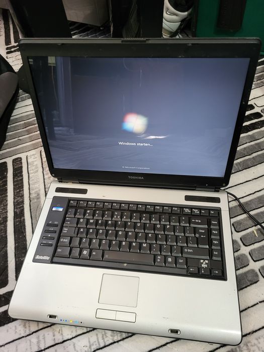 Лаптоп Toshiba 7