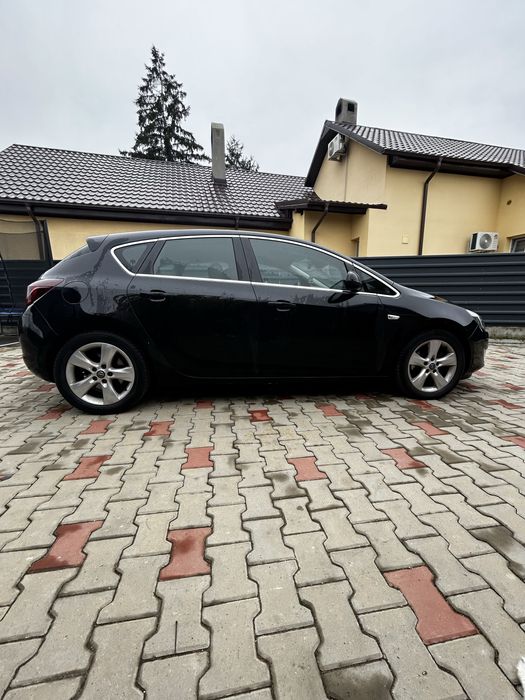 Opel Astra J 1.7 CDTI