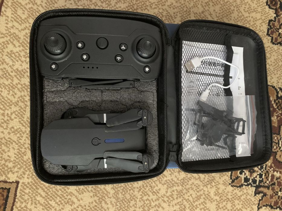 Продам дрон за 15к срочно