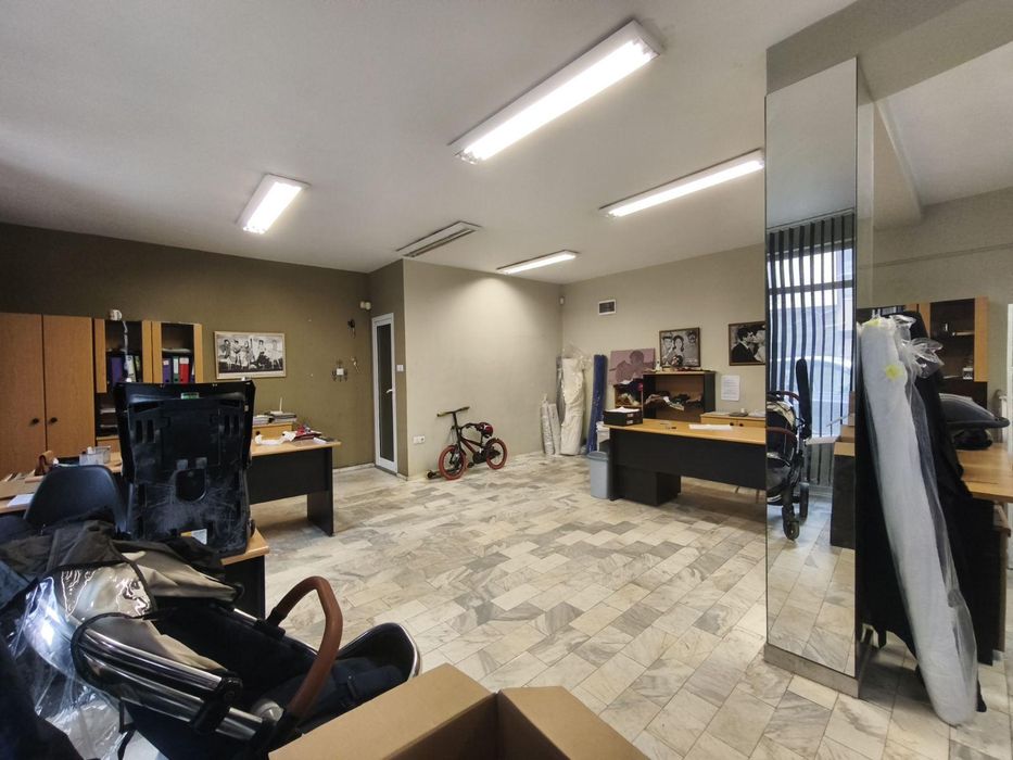 Дава се под наем Офис в Пловдив, Мараша - 80 кв.м за 400 € - Снимка #1