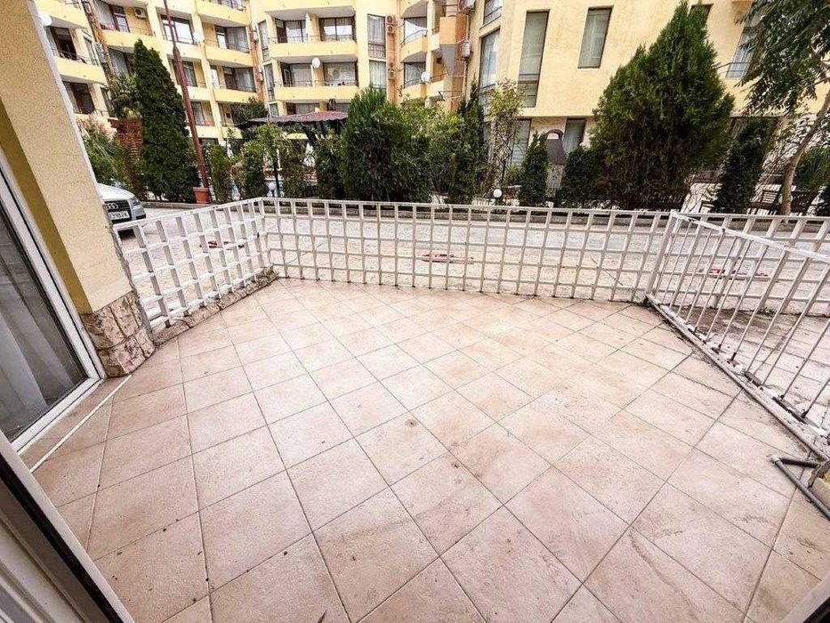 Продава се Двустаен апартамент в к.к. Слънчев бряг - 65 кв.м за 1308 €/кв.м - Снимка #2