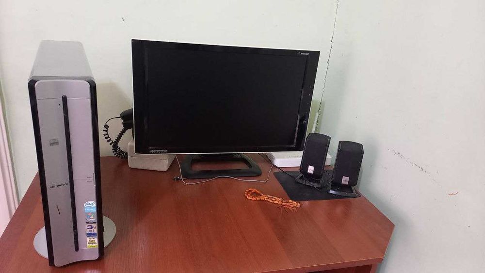 Компьютер  с колонками