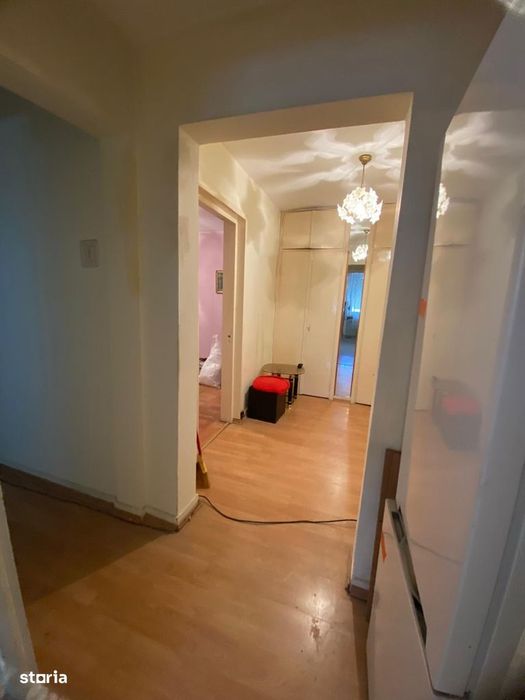 2 decomandate ETAJUL 2, cu centrala, balcon mare, izolat, Miron Costin
