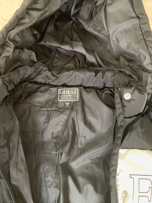 Зимно дебело яке на Guess