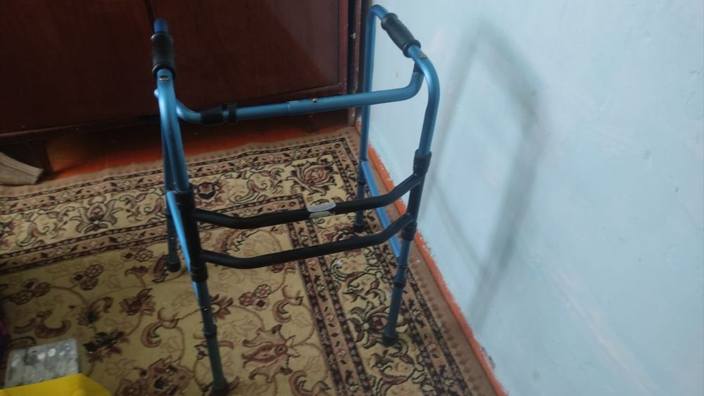 П р о д а м ходунки