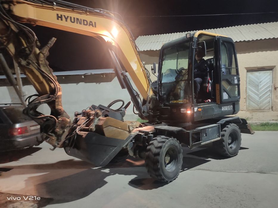 Услуга малютка экскаватор