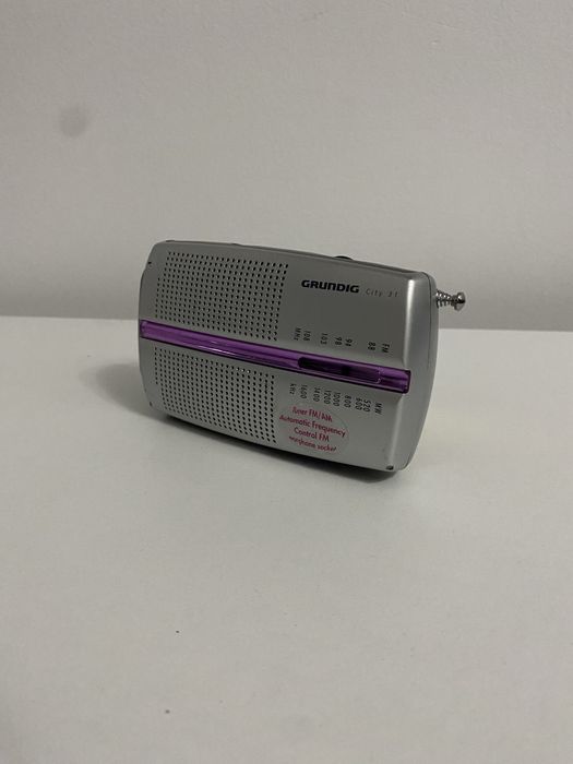 Radio portabil Grundig