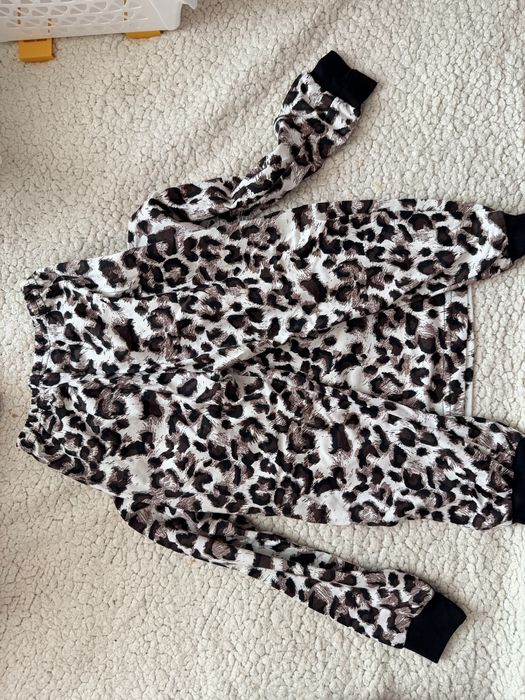 Продам детские вещи