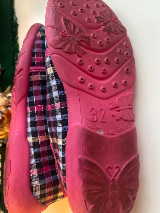 Детски домашни обувки 32 номер.