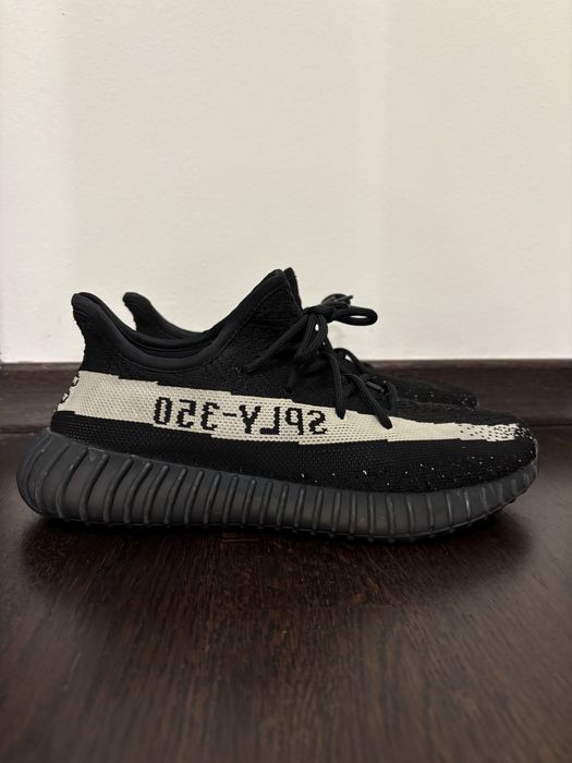 Yeezy 350 vanzare