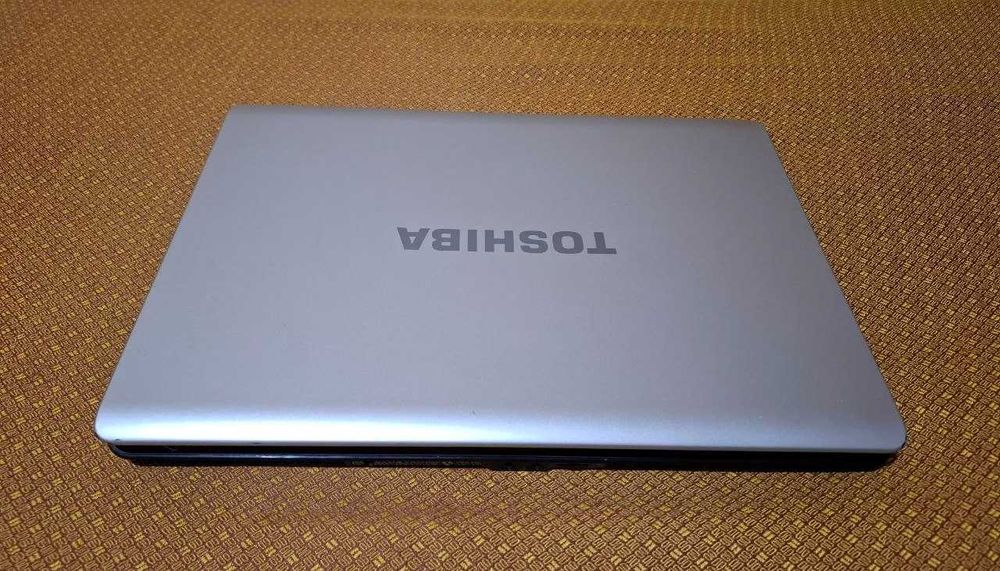 Ноутбук Toshiba Satellite L300