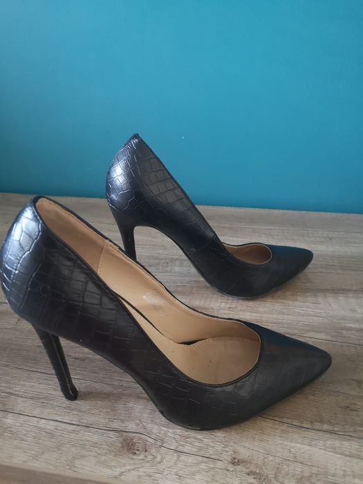 Черни високи  обувки официални