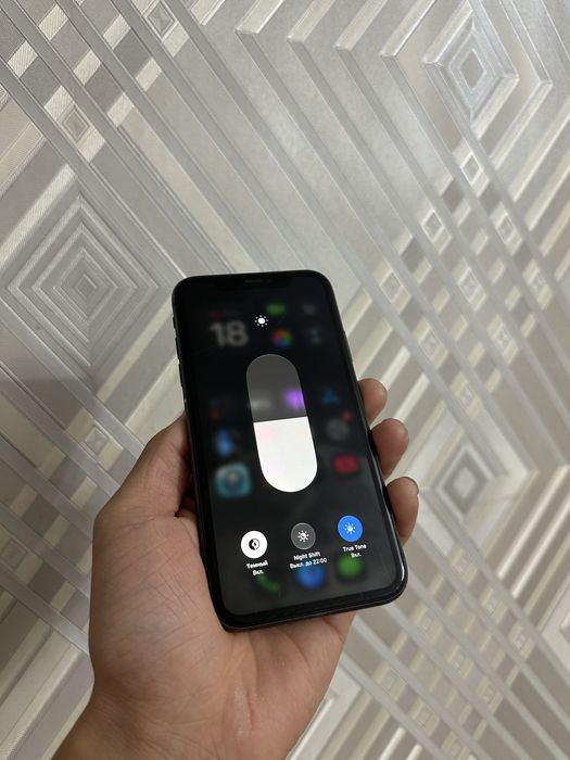 iPhone 11 128 гб обмен