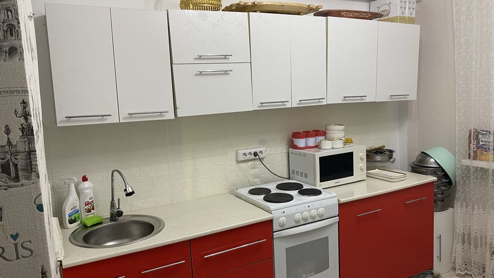 Продам кухонный гарнитур