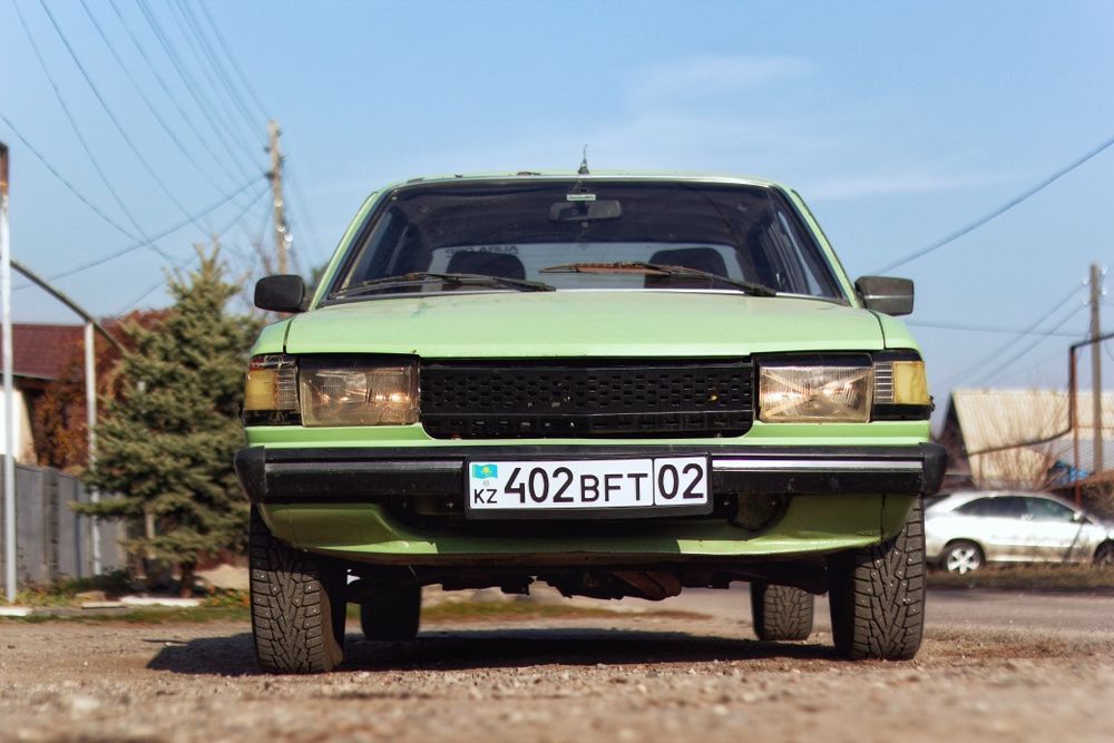 Peugeot 305 ретро