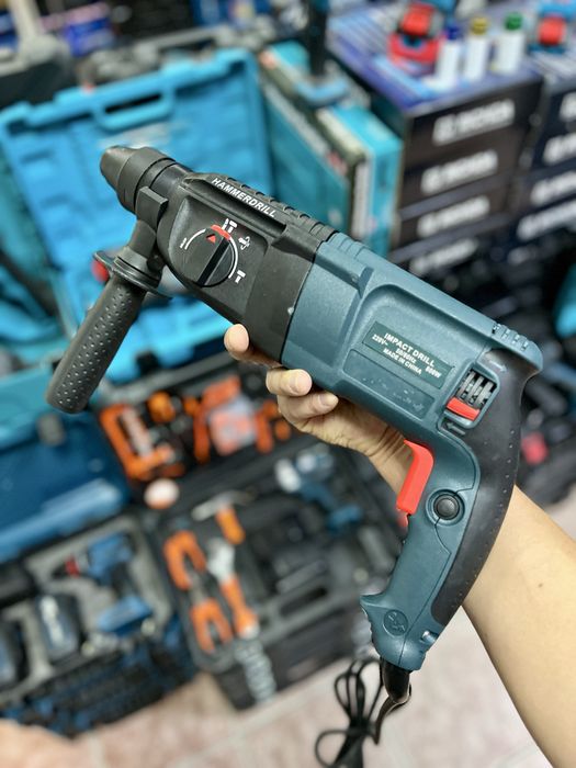 Перфоратор в наличии. Перфораторы.