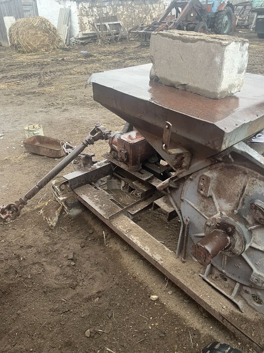 Дробилка зерна производства СССР