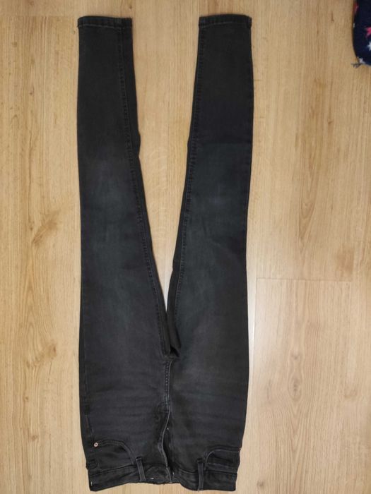 Чисто нови дънки слим-черни