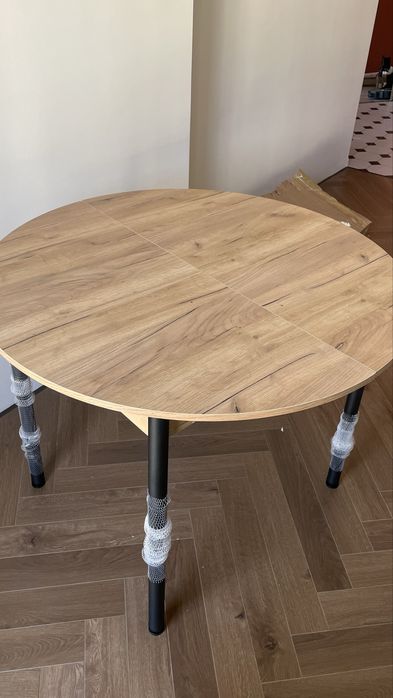 Стол обеденный новый