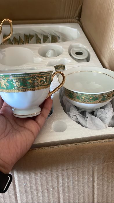 Продам сервис новый 122