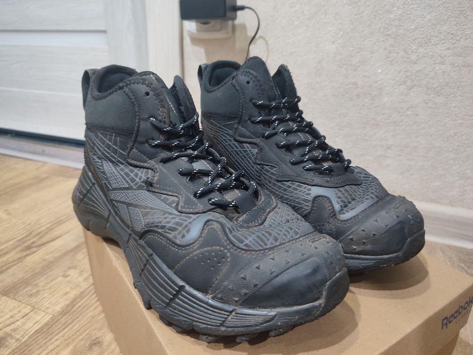 Продам ботинки Reebok CLASSIC