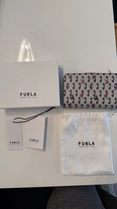 Дамски портфейл Furla