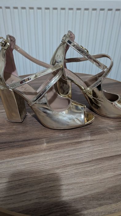 Sandale aurii 39