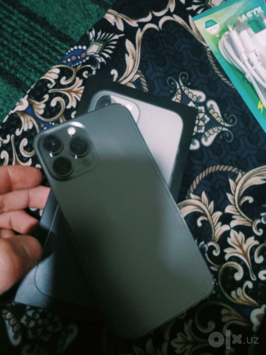 Iphone 13 pro maks tinniq holatda