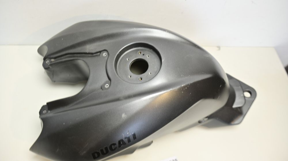 Rezervor Benzina Ducati Streetfighter 848 1098