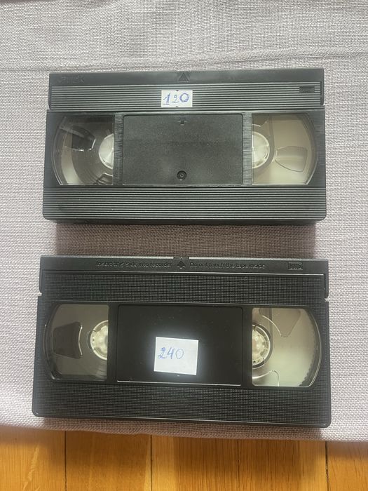 VHS - видео касети - 2  броя