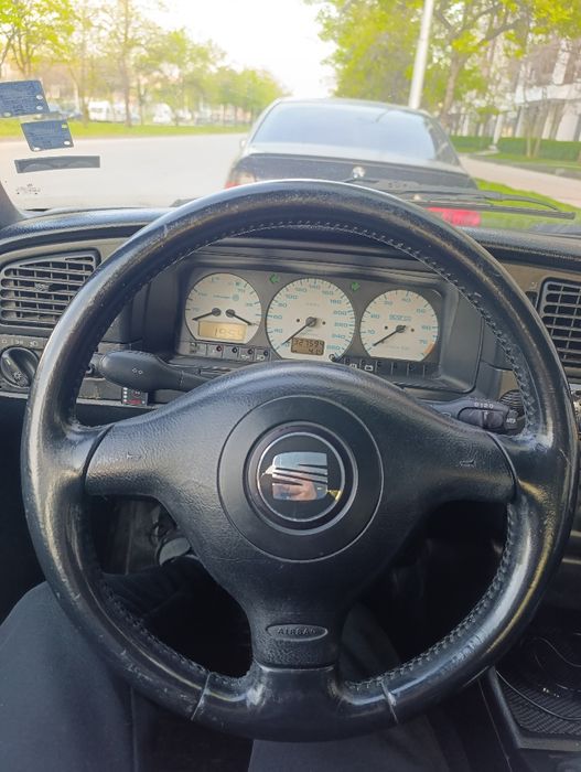 Кожен волан голф 4,Сеат ,пасат б5