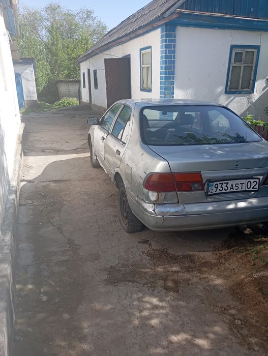 Nissan Sunny 1998г