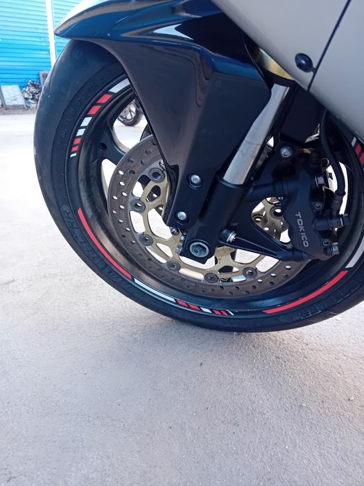 Honda cbr600rr  2005