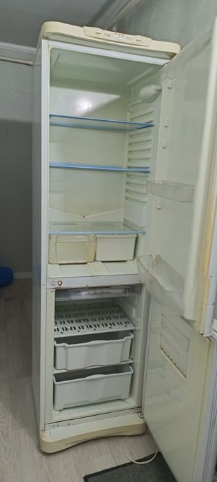 Продам холодильник б.у