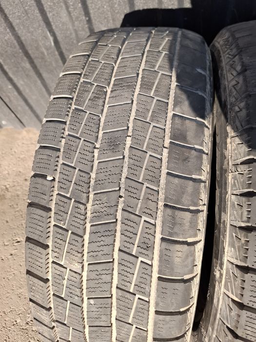 Продам шины 16/65/215