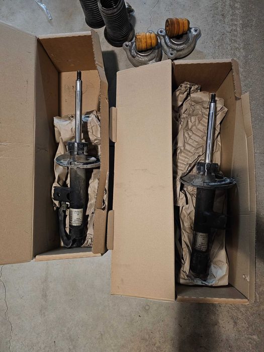 Mercedes A-class предни амортисьори