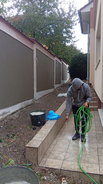 Amenajări interioare și exterioare