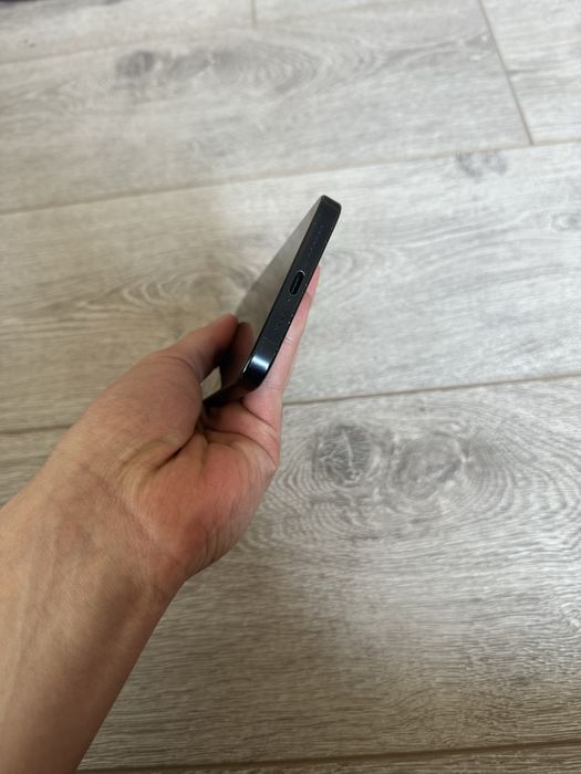 Iphone 15 Pro Max ochilmagan