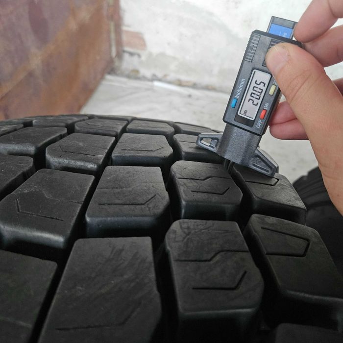 4 тежкотоварни гуми 275/80R22.5 Michelin X Multi D 149/146L M+S