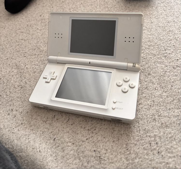Nintendo ds lite бартер за psp
