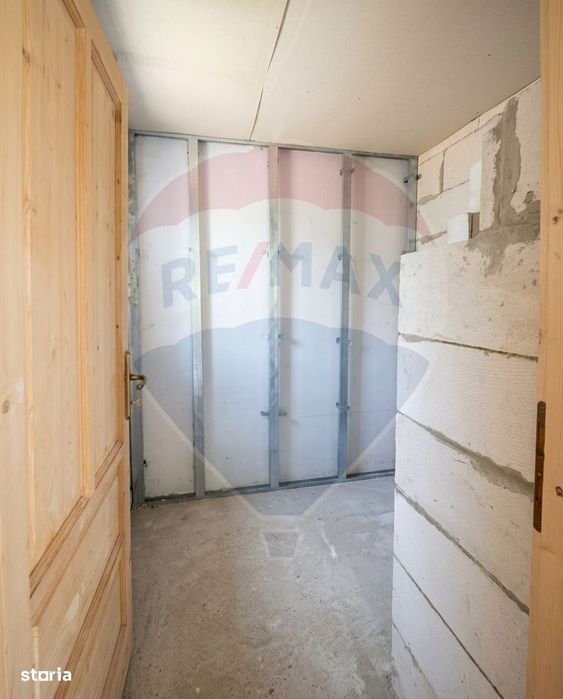 Casă de vânzare | Moldovenesti | Renovare necesară