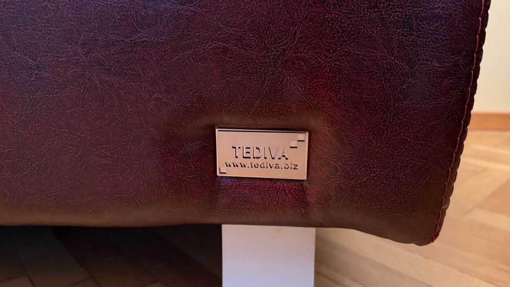 Комплект 2 дивана бордо - опция сън