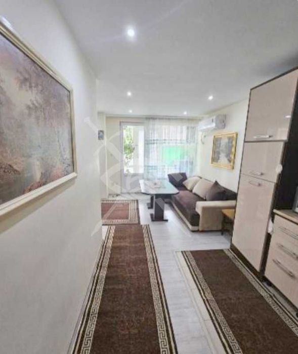 Продава се Двустаен апартамент в Бургас, Възраждане - 56 кв.м за 1411 €/кв.м - Снимка #2