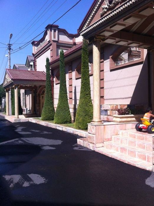 Продаётся дом Ул.Фаробий 8 сот,8 комнат,1000 кв.м