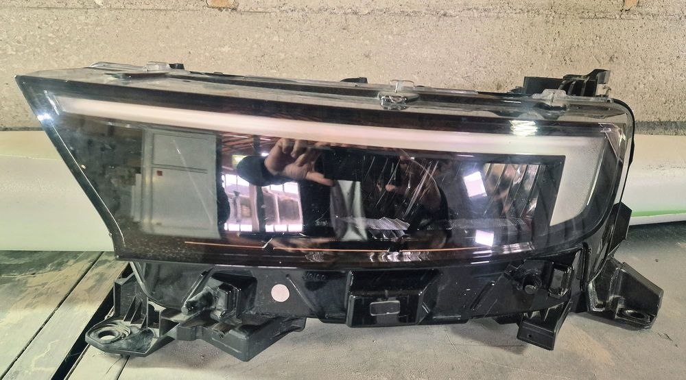 Far full led matrix black Opel Mokka B 2020/2021/2022/2023/2024