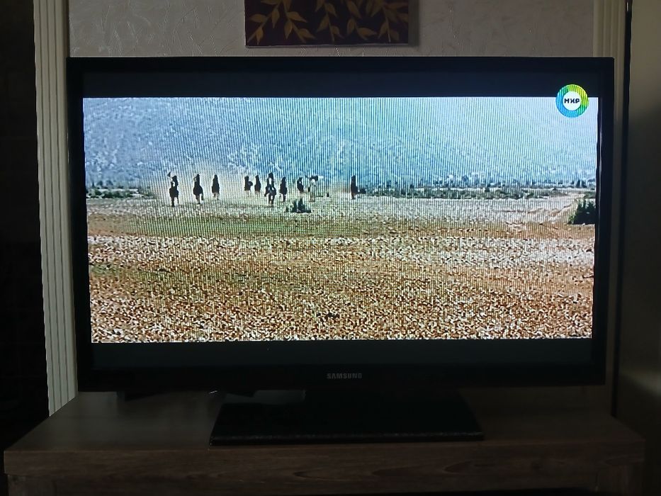 Телевизор SAMSUNG