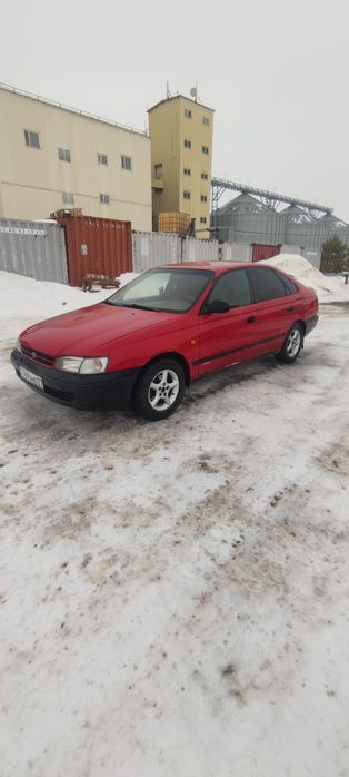 Тойота Карина е 1995 жылғы