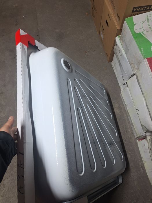 Продам душевой поддон